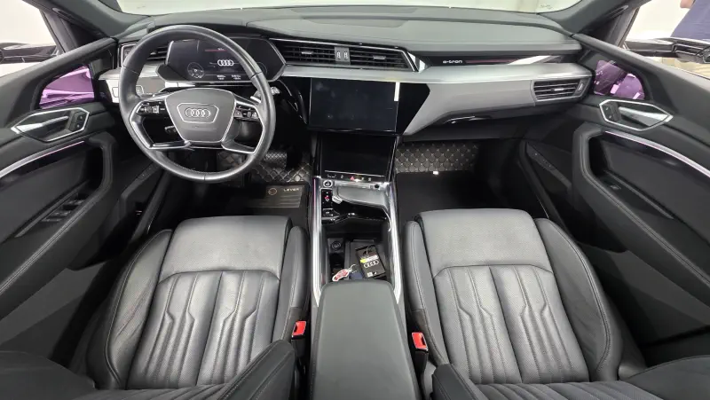 Audi e-tron