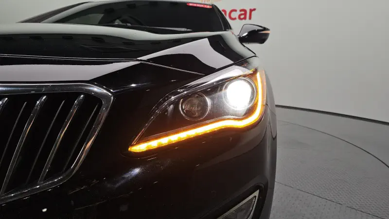 Hyundai Aslan