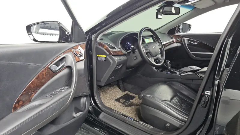 Hyundai Aslan