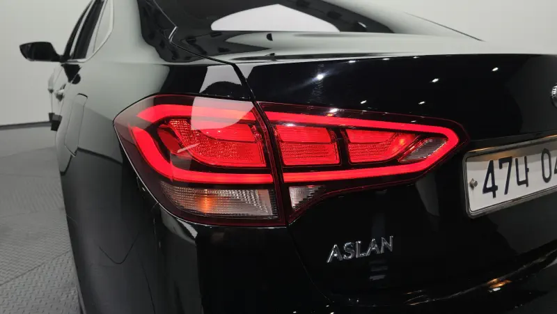 Hyundai Aslan