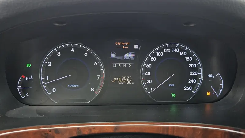 Hyundai Equus