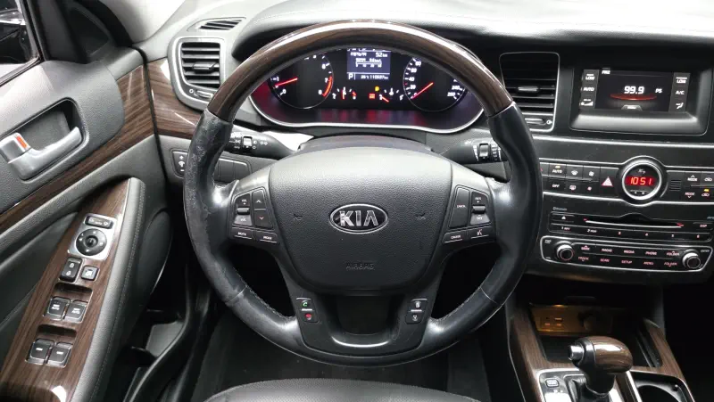 Kia K7