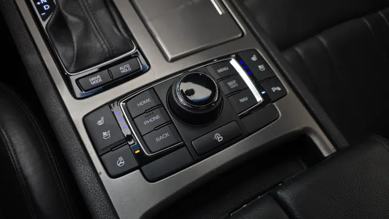 Hyundai Genesis