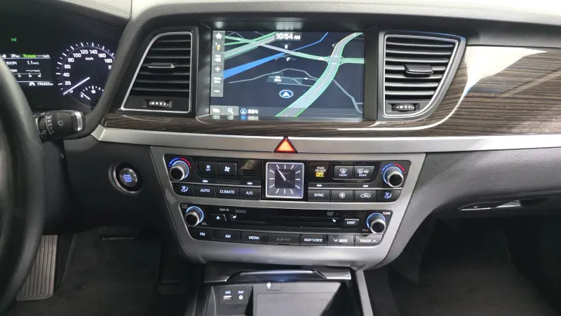 Genesis G80