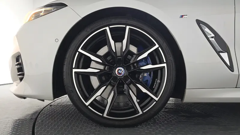 BMW 8-Series