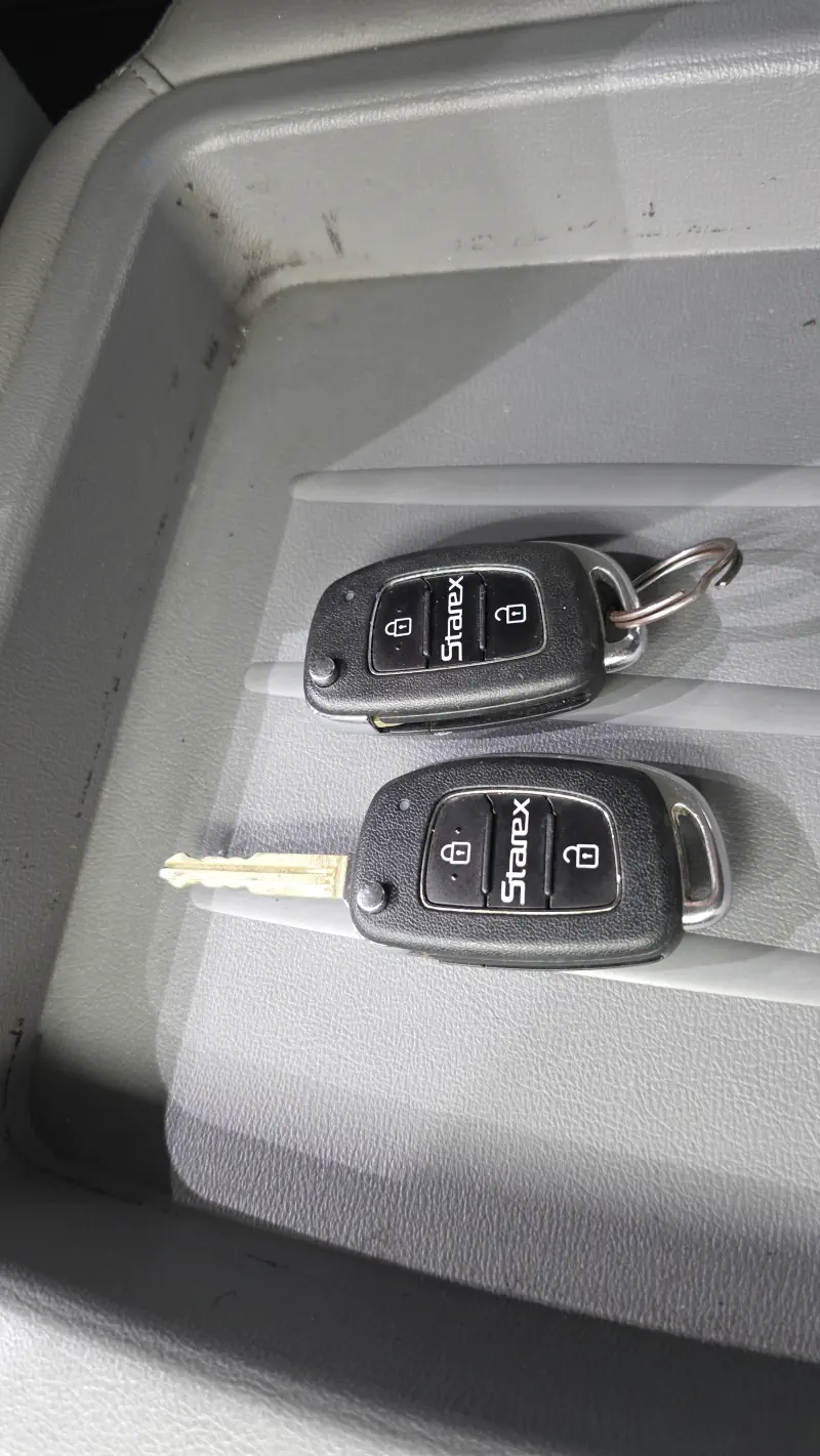 Hyundai Grand Starex