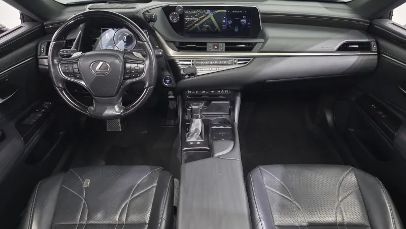 Lexus ES300h