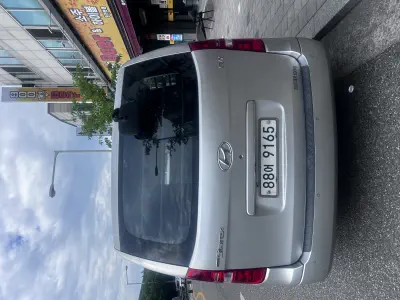 Hyundai Grand Starex