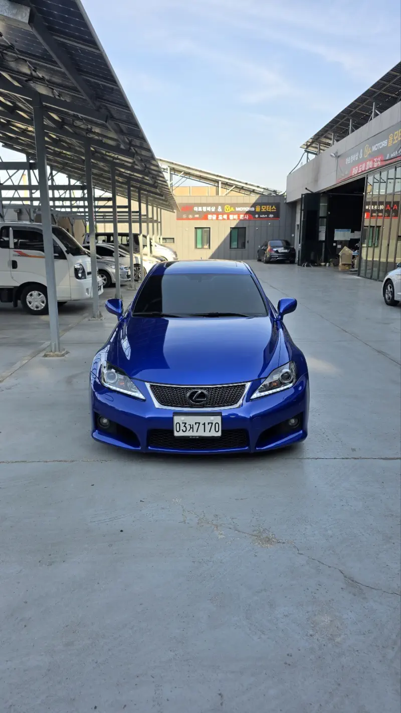 Lexus IS F
