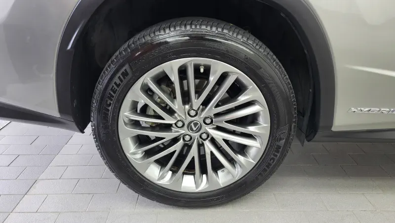 Lexus RX450hL