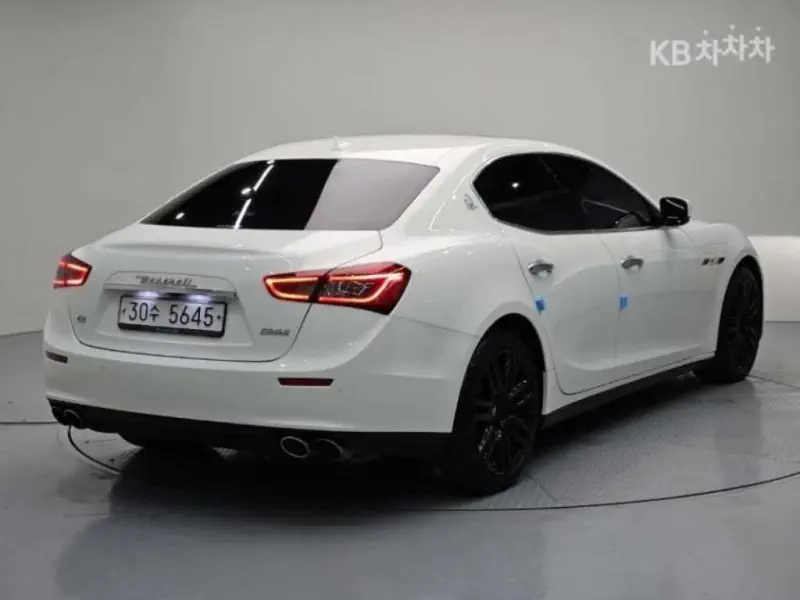 Maserati Ghibli