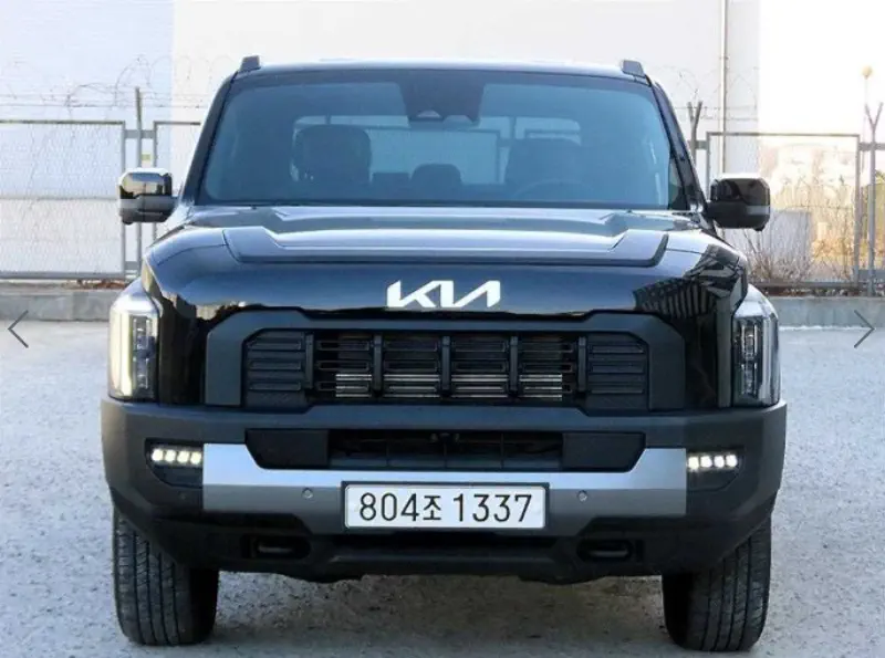 Kia Tasman