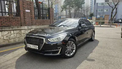 Genesis EQ900