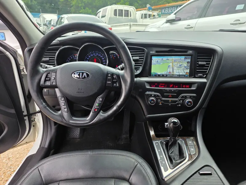 Kia K5
