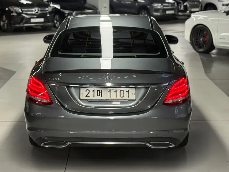 Mercedes-Benz C-Class