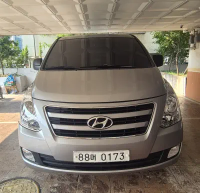 Hyundai Grand Starex