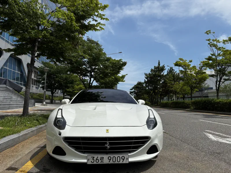 Ferrari California