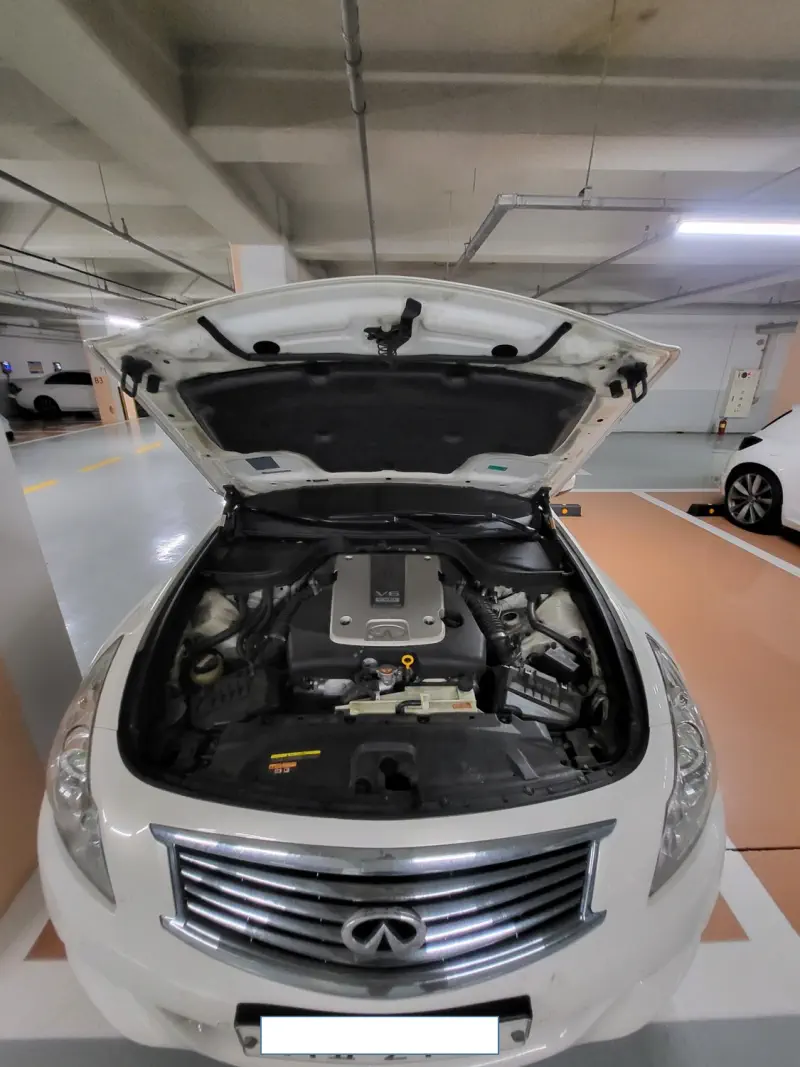 Infiniti G37