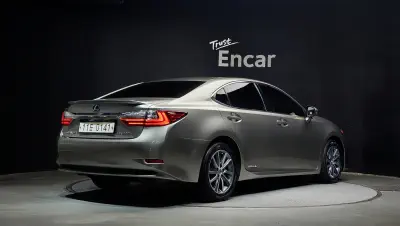 Lexus ES300h