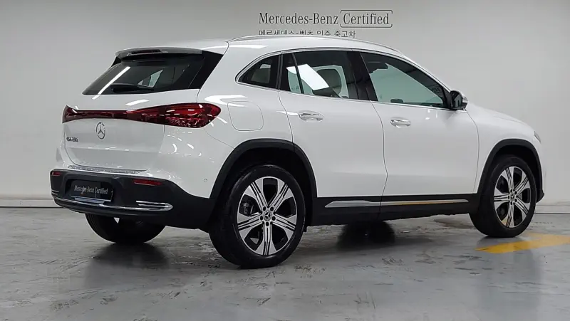 Mercedes-Benz EQA