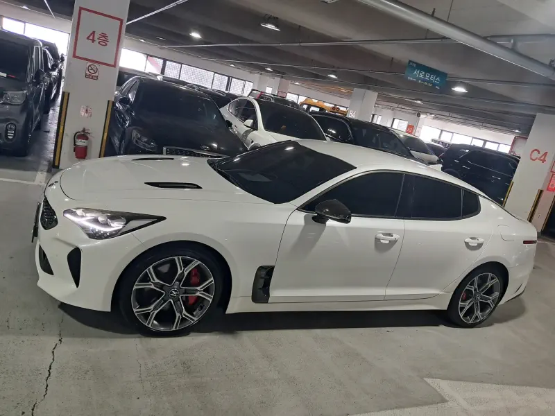 Kia Stinger