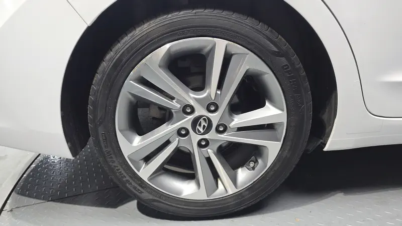 Hyundai Avante