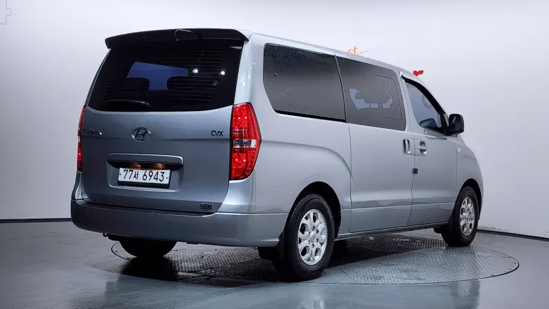 Hyundai Grand Starex