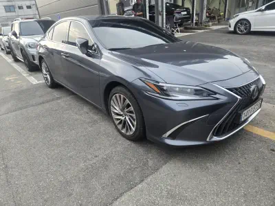 Lexus ES300h