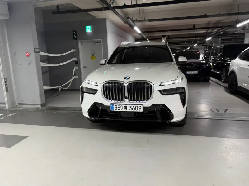 BMW X7