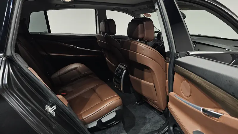 BMW 5-Series Gran Turismo