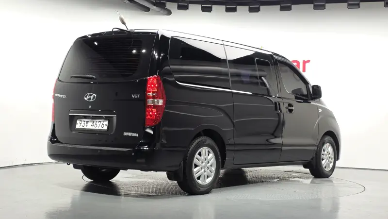 Hyundai Grand Starex