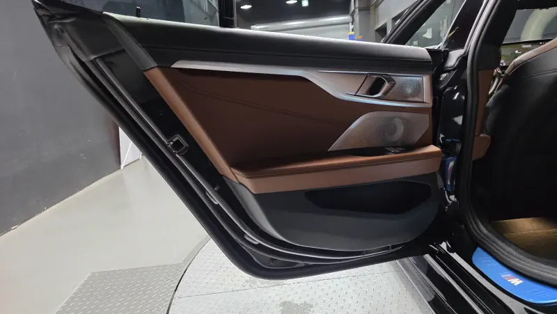 BMW 8-Series
