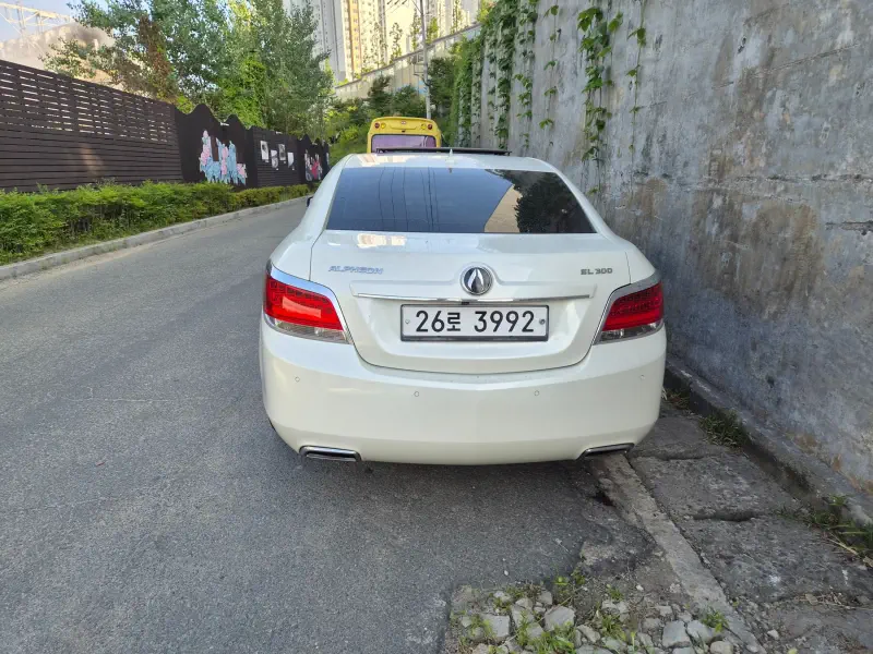 Daewoo Alpheon