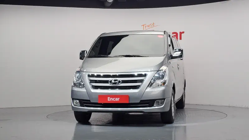 Hyundai Grand Starex