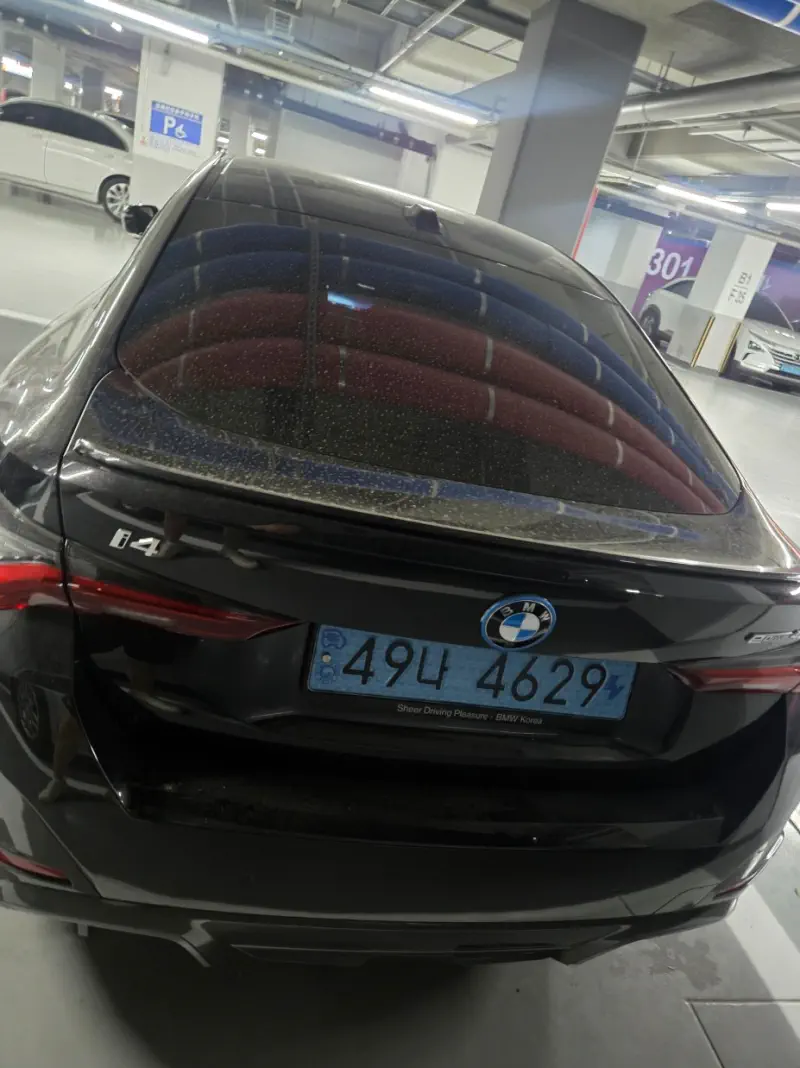 BMW i4