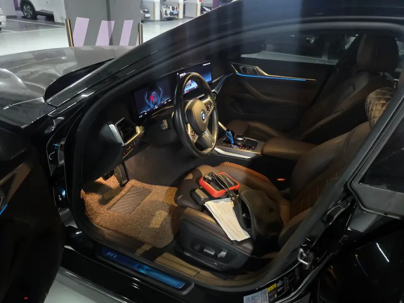 BMW i4
