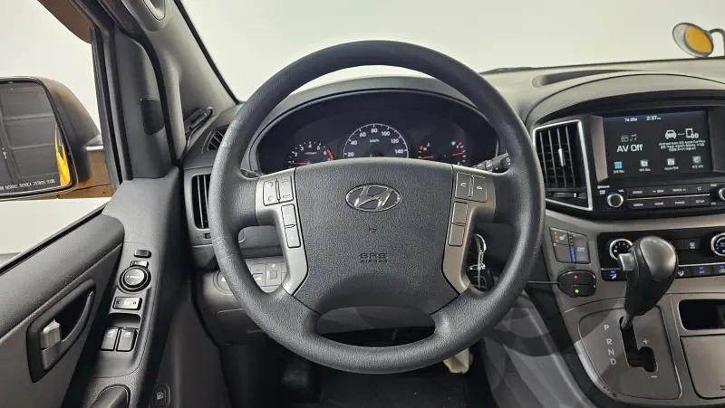 Hyundai Grand Starex