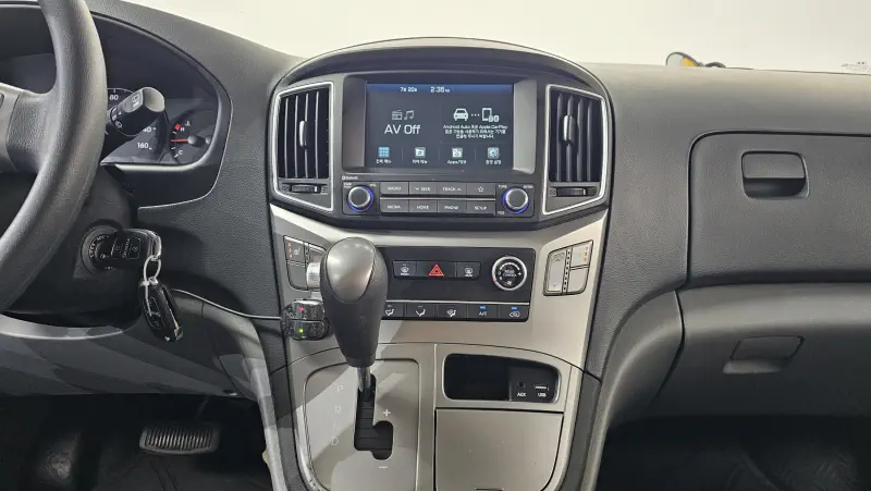 Hyundai Grand Starex