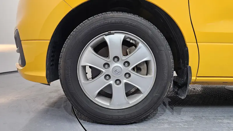 Hyundai Grand Starex