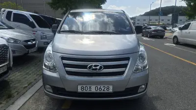 Hyundai Grand Starex