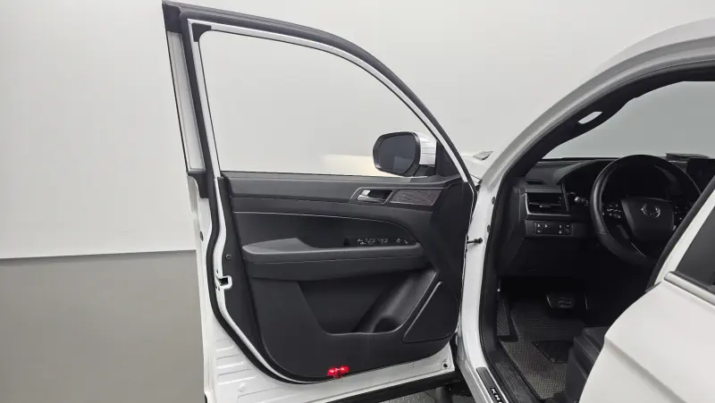 SsangYong Rexton Sports Khan