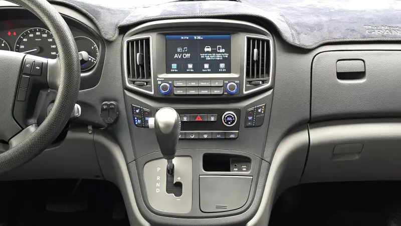Hyundai Grand Starex
