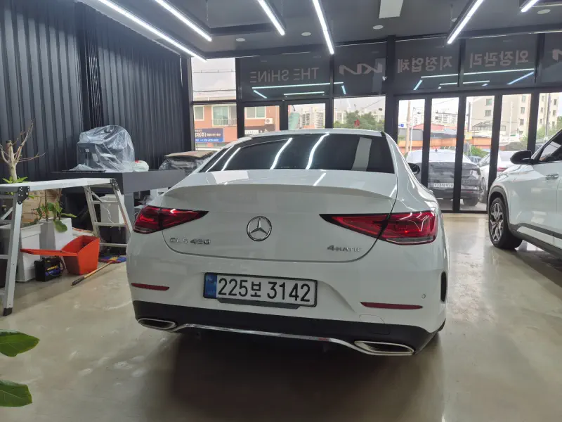 Mercedes-Benz CLS-Class