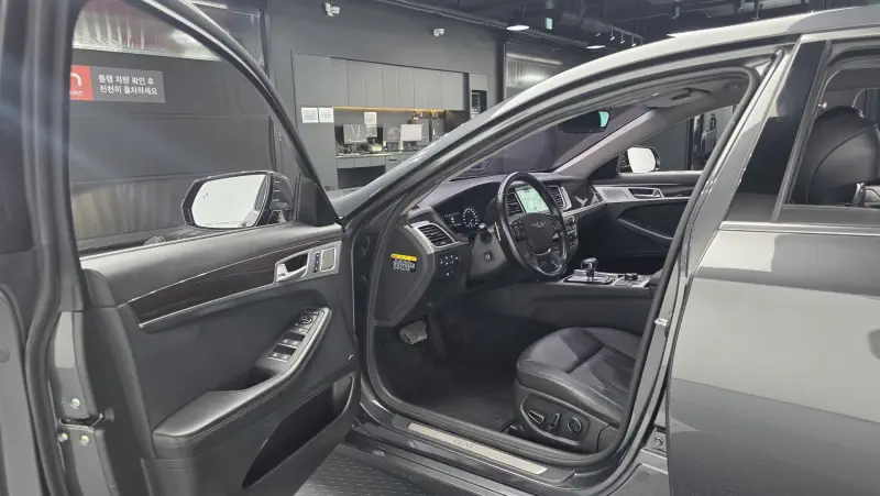 Genesis G80