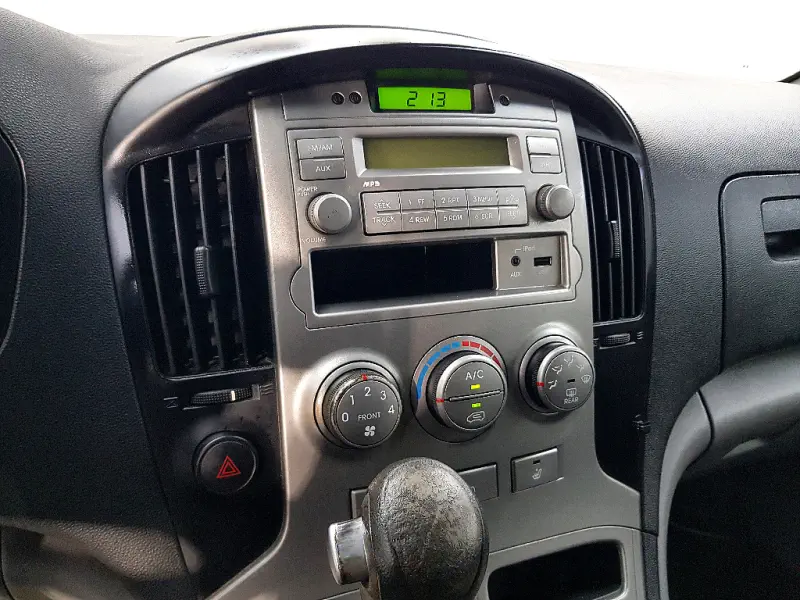 Hyundai Grand Starex