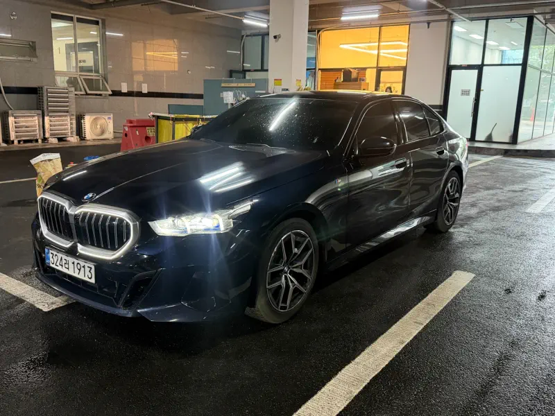 BMW 5-Series