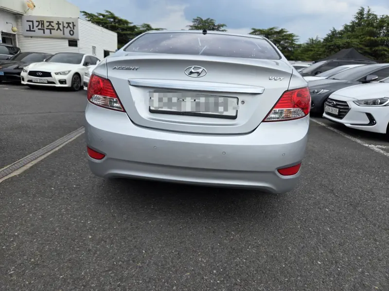 Hyundai Accent