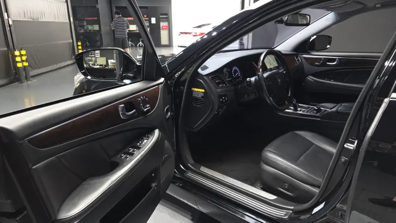 Hyundai Equus