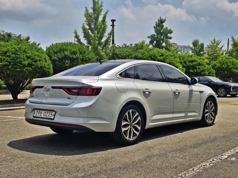 Renault Samsung SM6