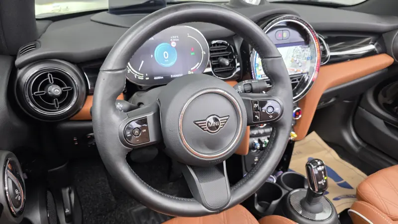 MINI Cabrio